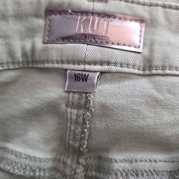 Kut From The Kloth Women’s Size 16W Green Amy Crop Straight Leg Jeans - Picture 2 of 5